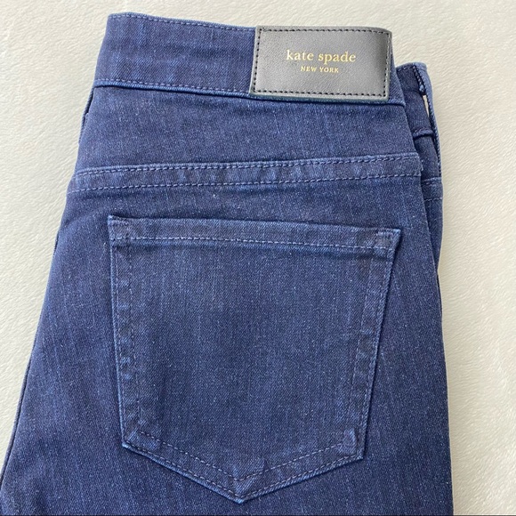 💕HP💕NWOT Kate Spade - Dark Wash "The Uptown" Flare Jeans Bootcut Sz 25 US Sz 2 - Picture 2 of 8
